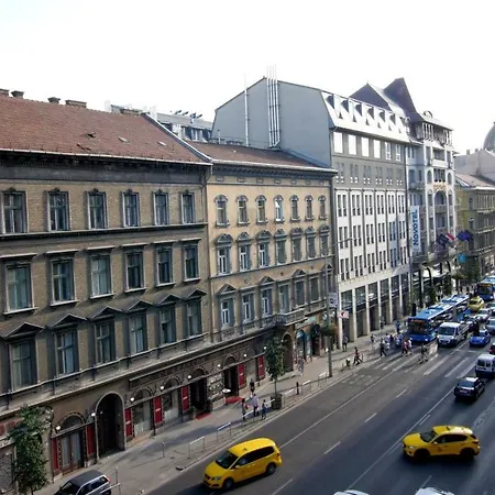 Abby's Antique A * Budapest
